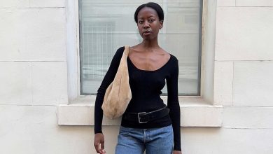 The Easy Top-and-Jeans Outfit Women in NYC, Paris, and London Can't Live Without