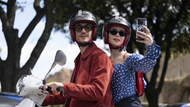 Eugenio Franceschini and Lily Collins in Netflix