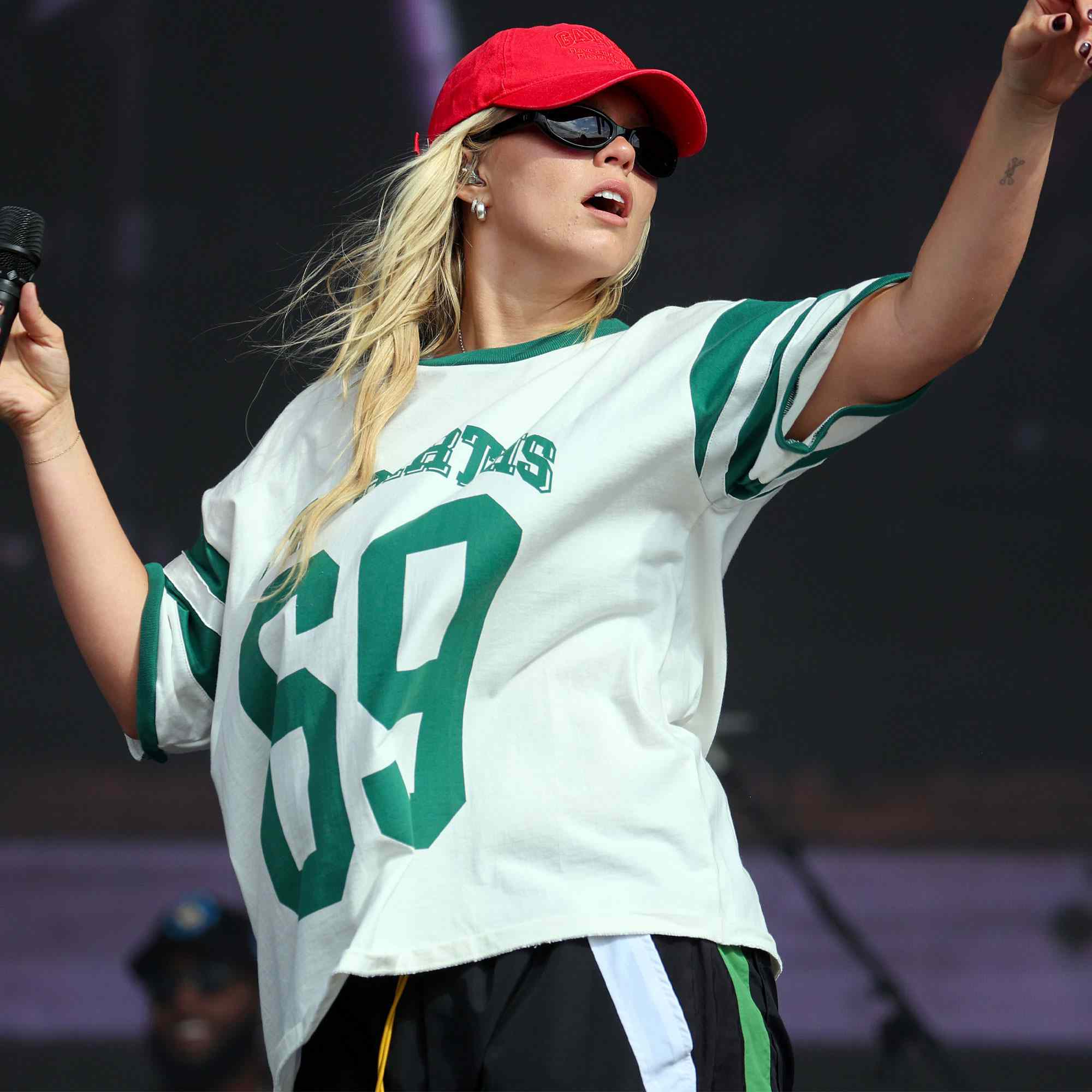 renee Rapp performs live on stage during day three of Reading Festival 2024 at Richfield Avenue on August 25, 2024