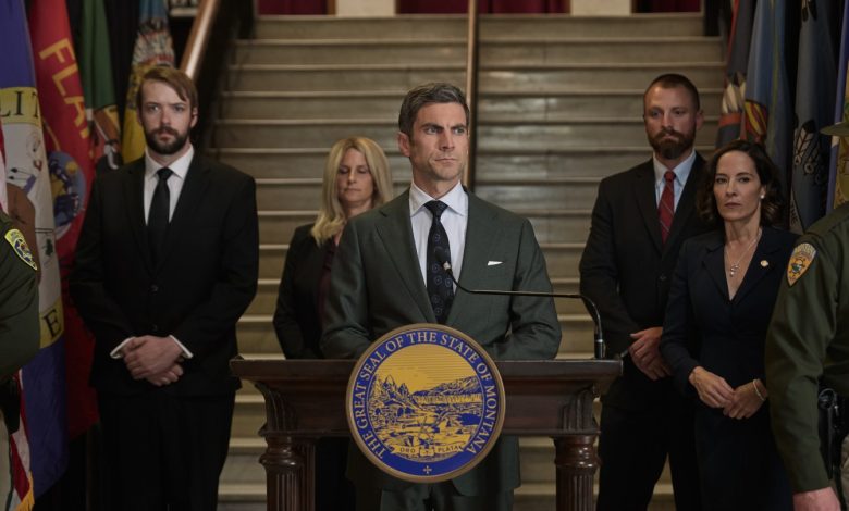 L-R: Wes Bentley as Jamie Dutton and Wendy Moniz as Governor Perry on episode 509 of Paramount Network