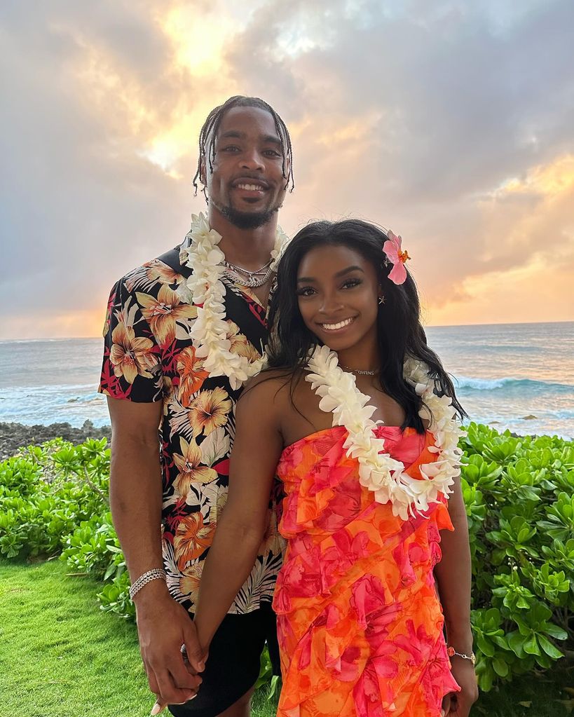 simone biles and husband jonathan owens in hawaii