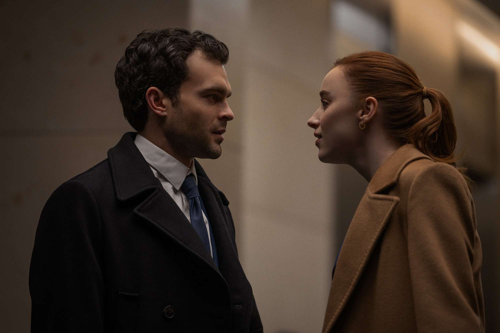 Alden Ehrenreich and Phoebe Dynevor in 'Fair Play'