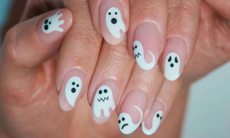 25 Halloween Manicures You Need to See (and Try) This Month