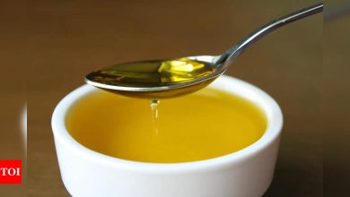 Desi ghee and olive oil mixture: Can it help regrow hair? |