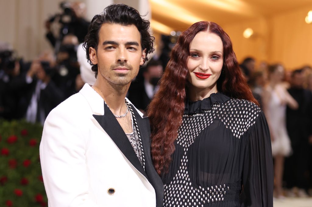 Joe Jonas and pregnant Sophie Turner at The 2022 Met Gala pre divorce