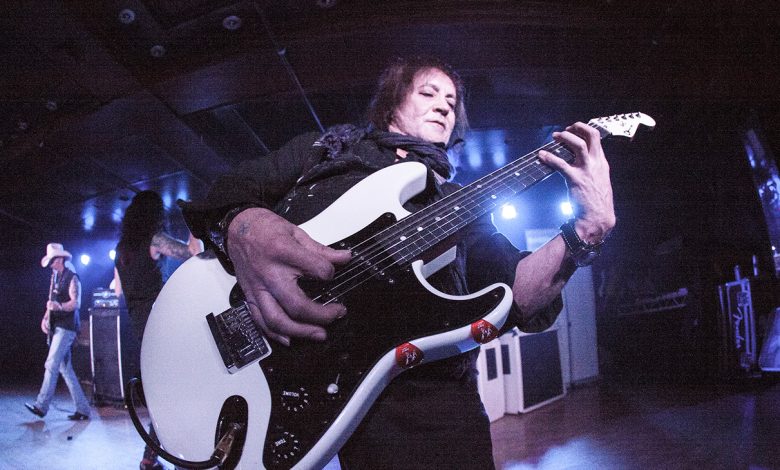 Jake E. Lee