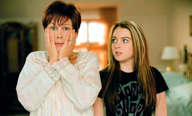 Jamie Lee Curtis and Lindsay Lohan in