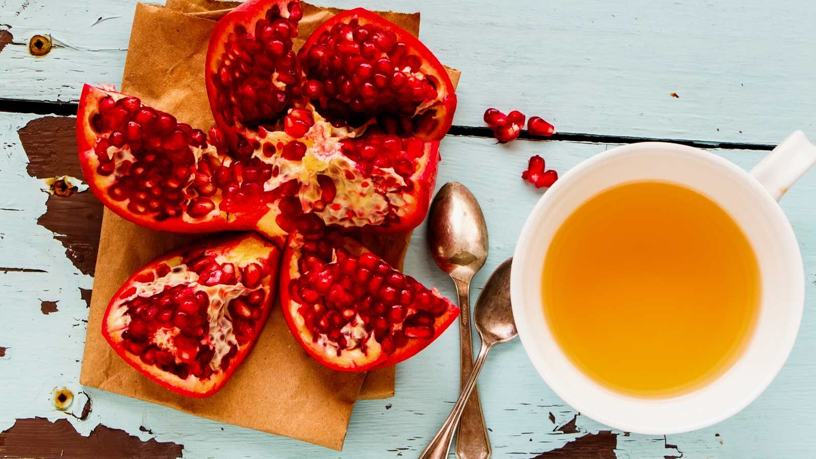 Pomegranate peel tea