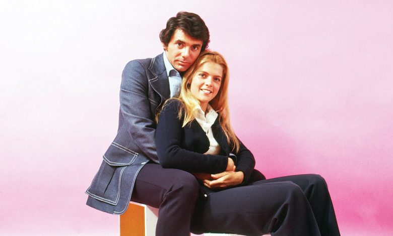 David Birney and Meredith Baxter starred for one season on Bridget Loves Bernie, which THR heralded as extremely funny with an excellent cast in its review of the pilot episode.