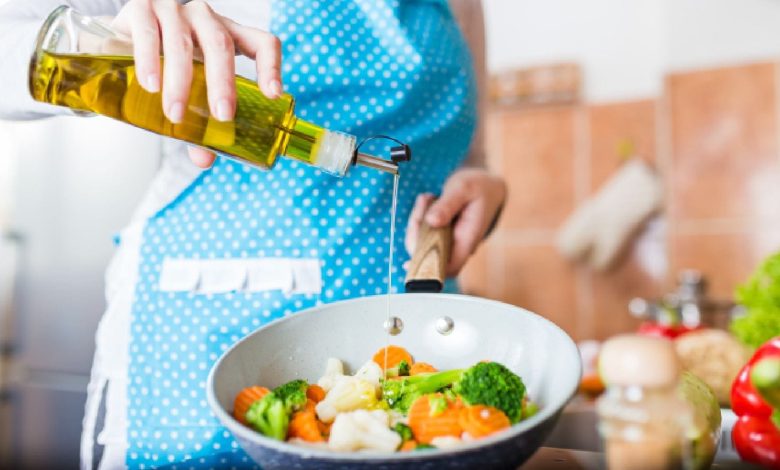 woman cooking food