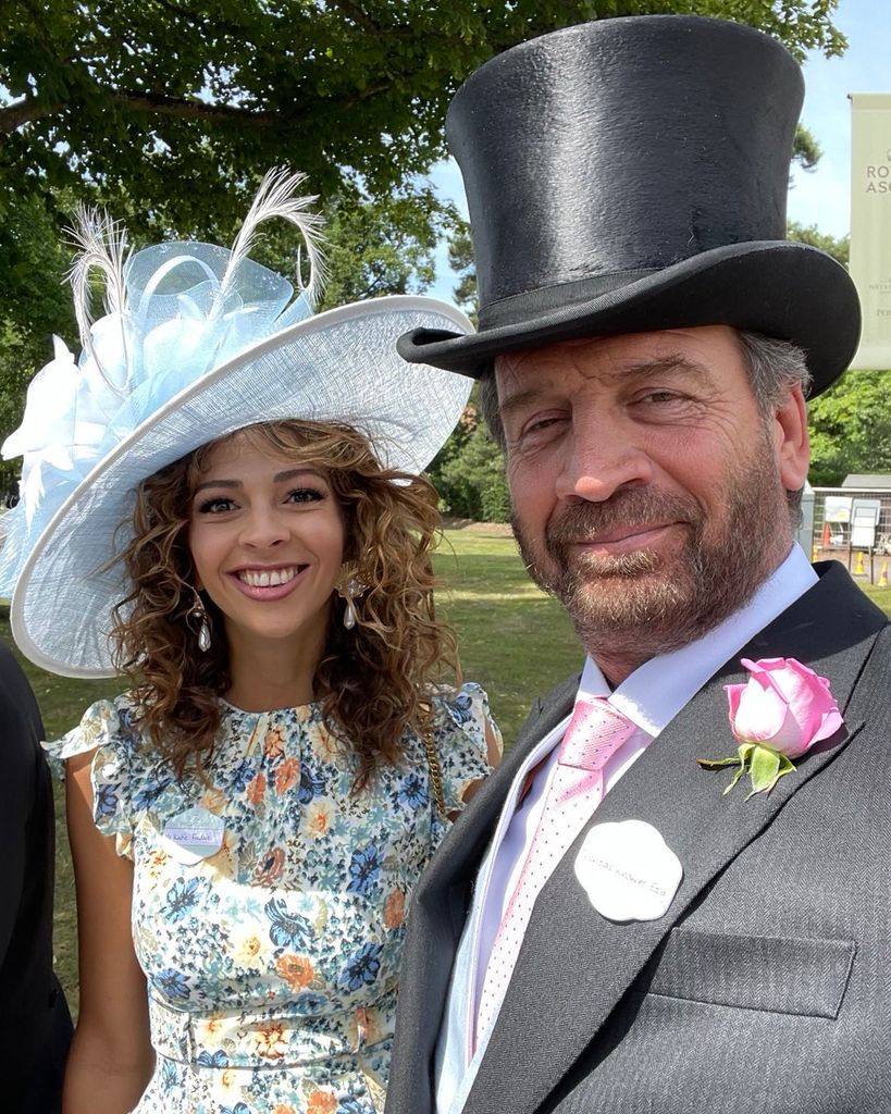 Nick Knowles and Katie dadzie selfie at Ascot