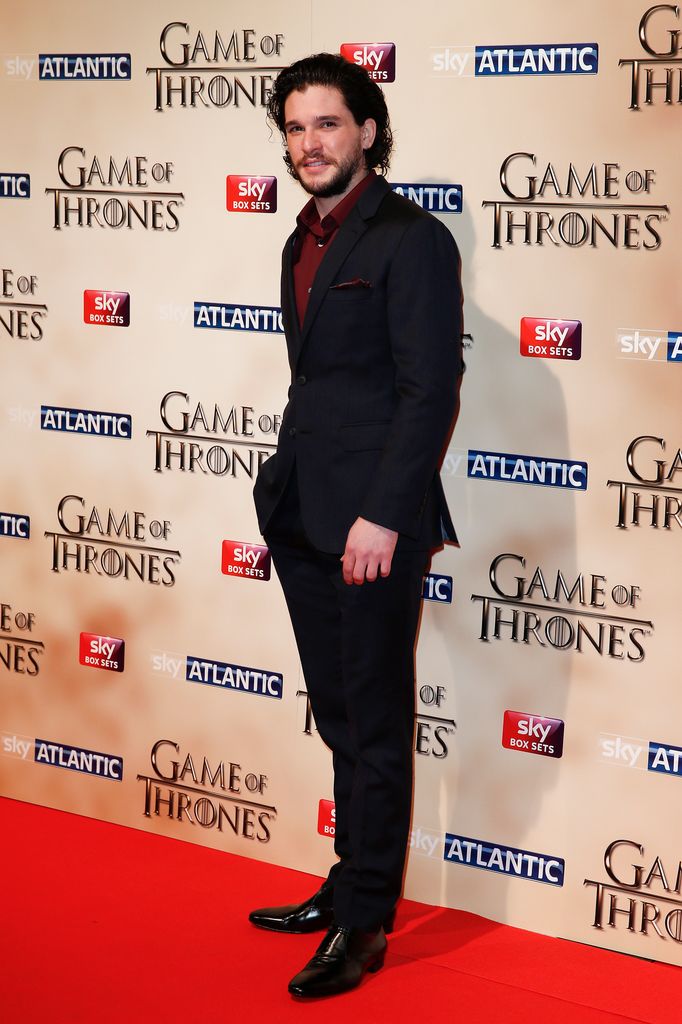 Kit Harington in a suit at a Game of Thrones premiere