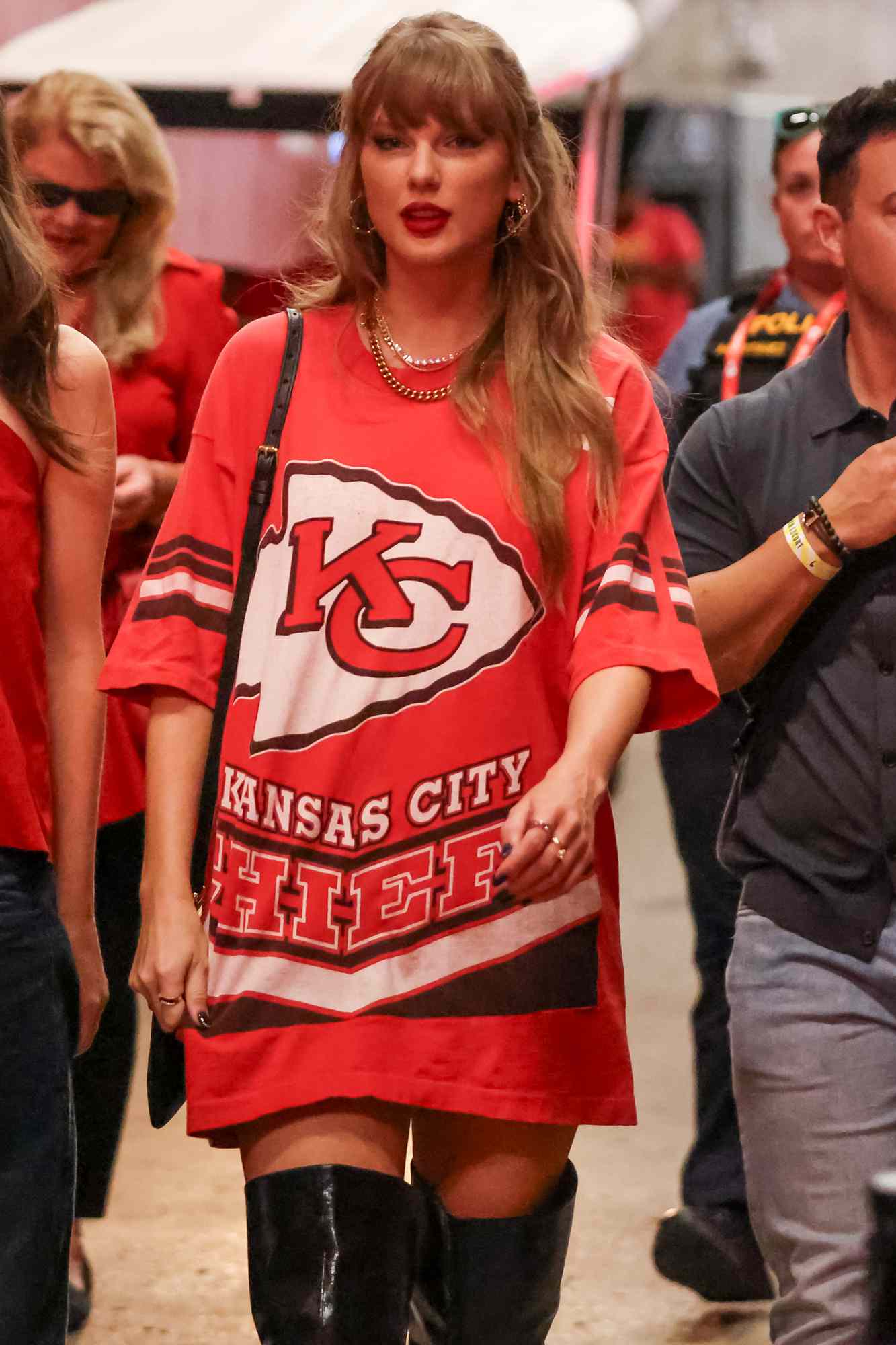 Taylor Swift arrives at the stadium before an NFL game between the Cincinnati Bengals and Kansas City Chiefs on September 15, 2024 at GEHA Field at Arrowhead Stadium in Kansas City, MO.