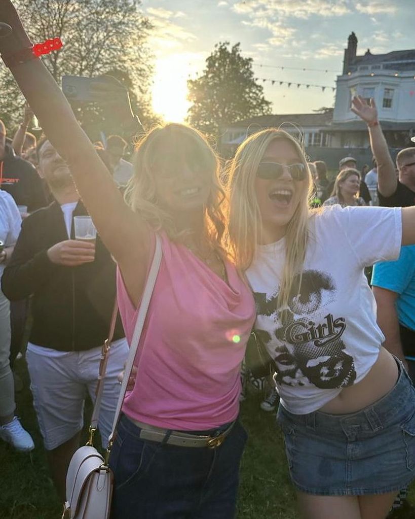 Tess Daly in beer garden with eldest daughter