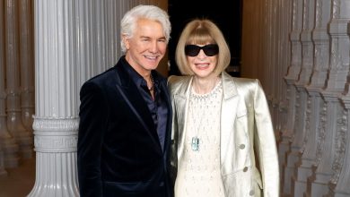 Baz Luhrmann and Anna Wintour pose outside LACMA at the museum