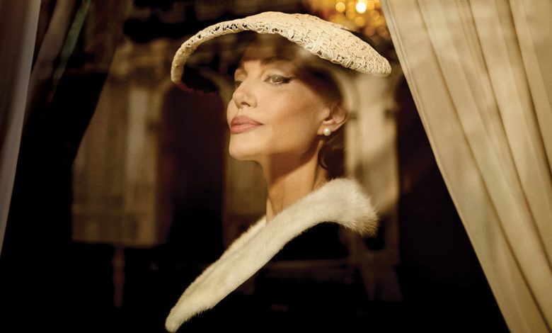 In Maria, Angelina Jolie portrays renowned opera singer Maria Callas, who died in 1977 at the age of 53.