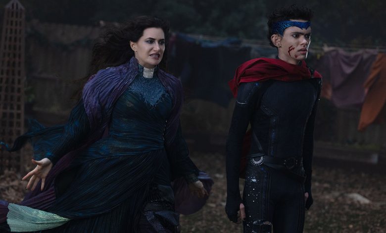 (L-R) Agatha Harkness (Kathryn Hahn) and Billy Maximoff (Joe Locke) in Marvel Television