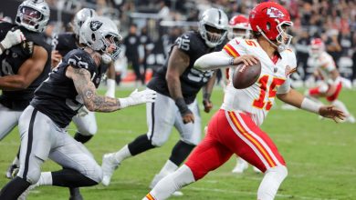 LAS VEGAS, NEVADA - OCTOBER 27: Patrick Mahomes #15 of the Kansas City Chiefs is chased by Maxx Crosby #98 of the Las Vegas Raiders in the third quarter of their game at Allegiant Stadium on October 27, 2024 in Las Vegas, Nevada. The Chiefs defeated the Raiders 27-20. (Photo by Ethan Miller/Getty Images)