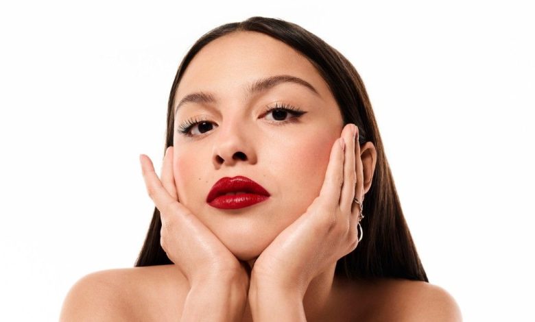 Olivia Rodrigo's French Red Lipstick Is About to Go (Even More) Viral