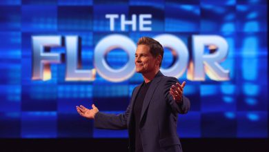 Host Rob Lowe in the season premiere of The Floor