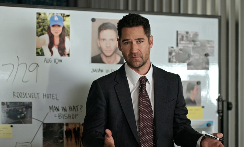 Manuel Garcia-Rulfo as Mickey Haller in episode 305 of The Lincoln Lawyer.