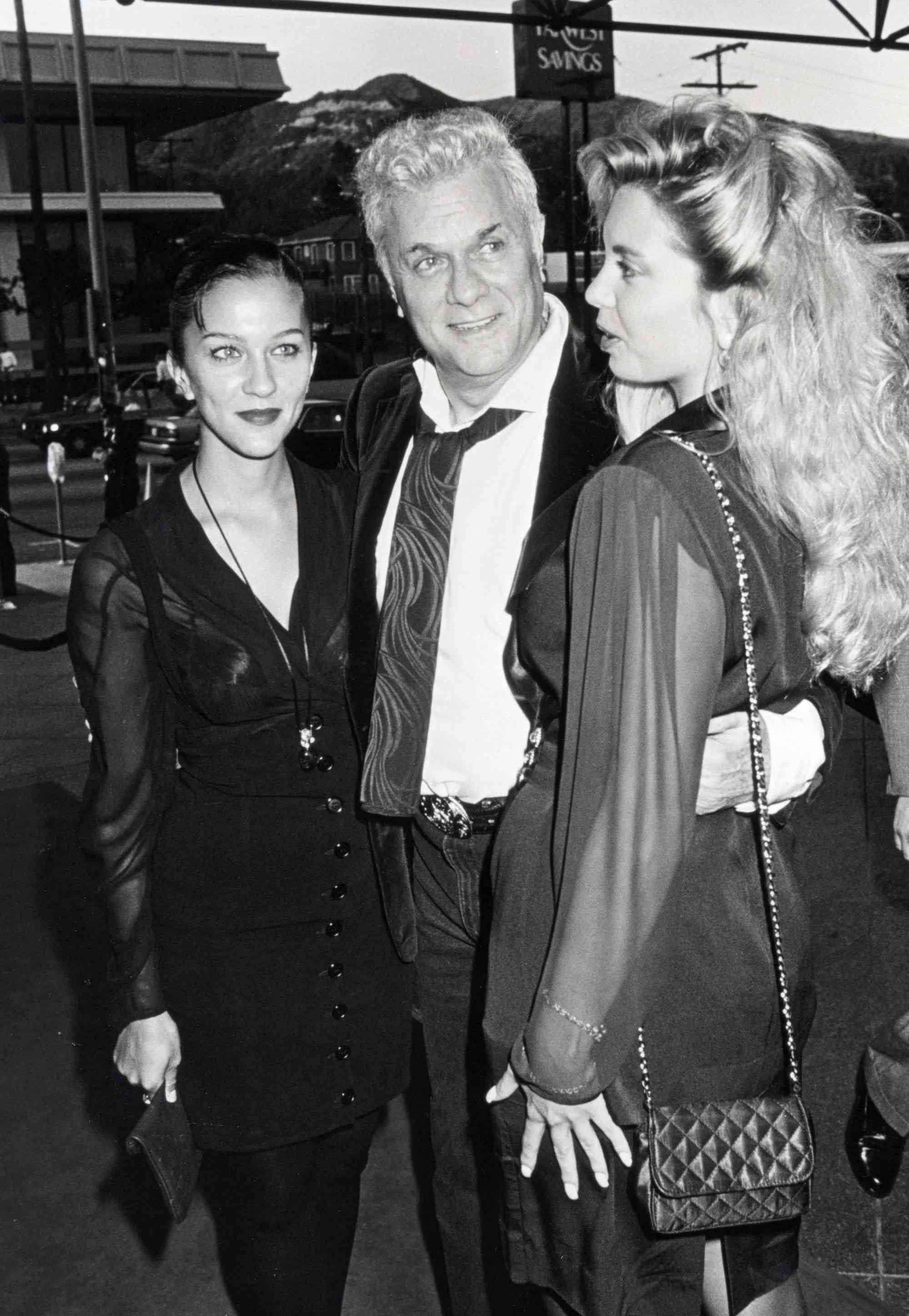 Tony Curtis (center), Allegra Kaufmann-Curtis and Antonia Dorian (Photo by Ron Galella/Ron Galella Collection via Getty Images)