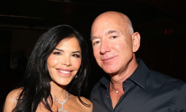 Lauren Sanchez finally shows off her risqué latex couples' costume with fiancé Jeff Bezos — photos