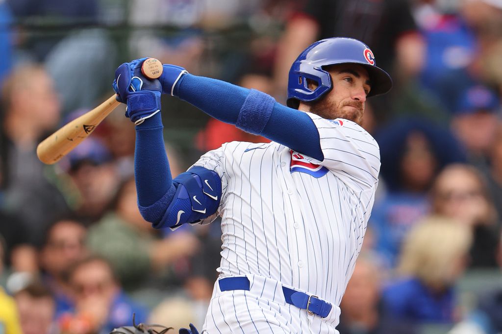 Cody Bellinger #24 of the Chicago Cubs at bat against the Cincinnati Reds at Wrigley Field on September 27, 2024 in Chicago, Illinois