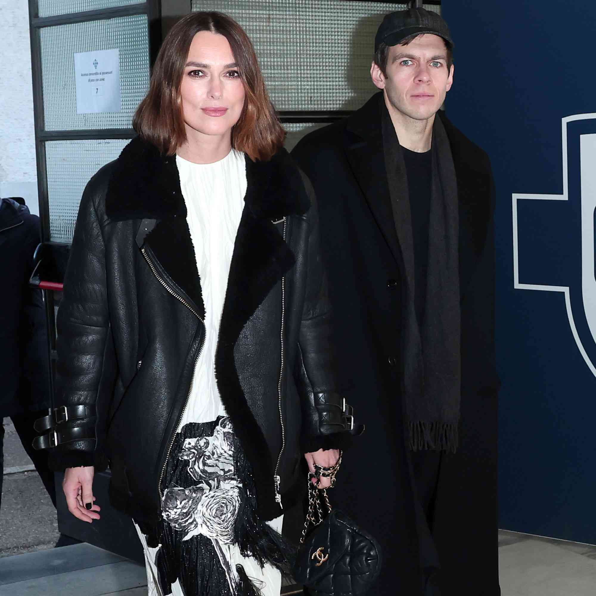 Keira Knightley and James Righton attend the match between Como 1907 and Roma at Giuseppe Sinigaglia Stadium on December 15, 2024 