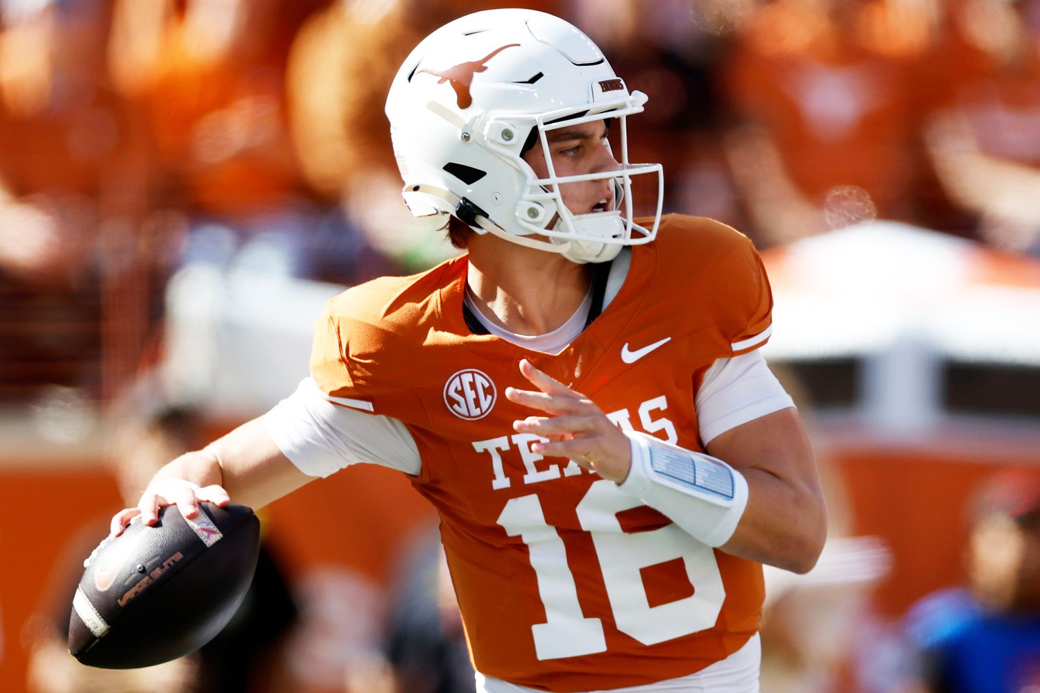 Arch Manning #16 of the Texas Longhorns plays against the Florida Gators at Darrell K Royal-Texas Memorial Stadium on November 09, 2024 in Austin, Texas.