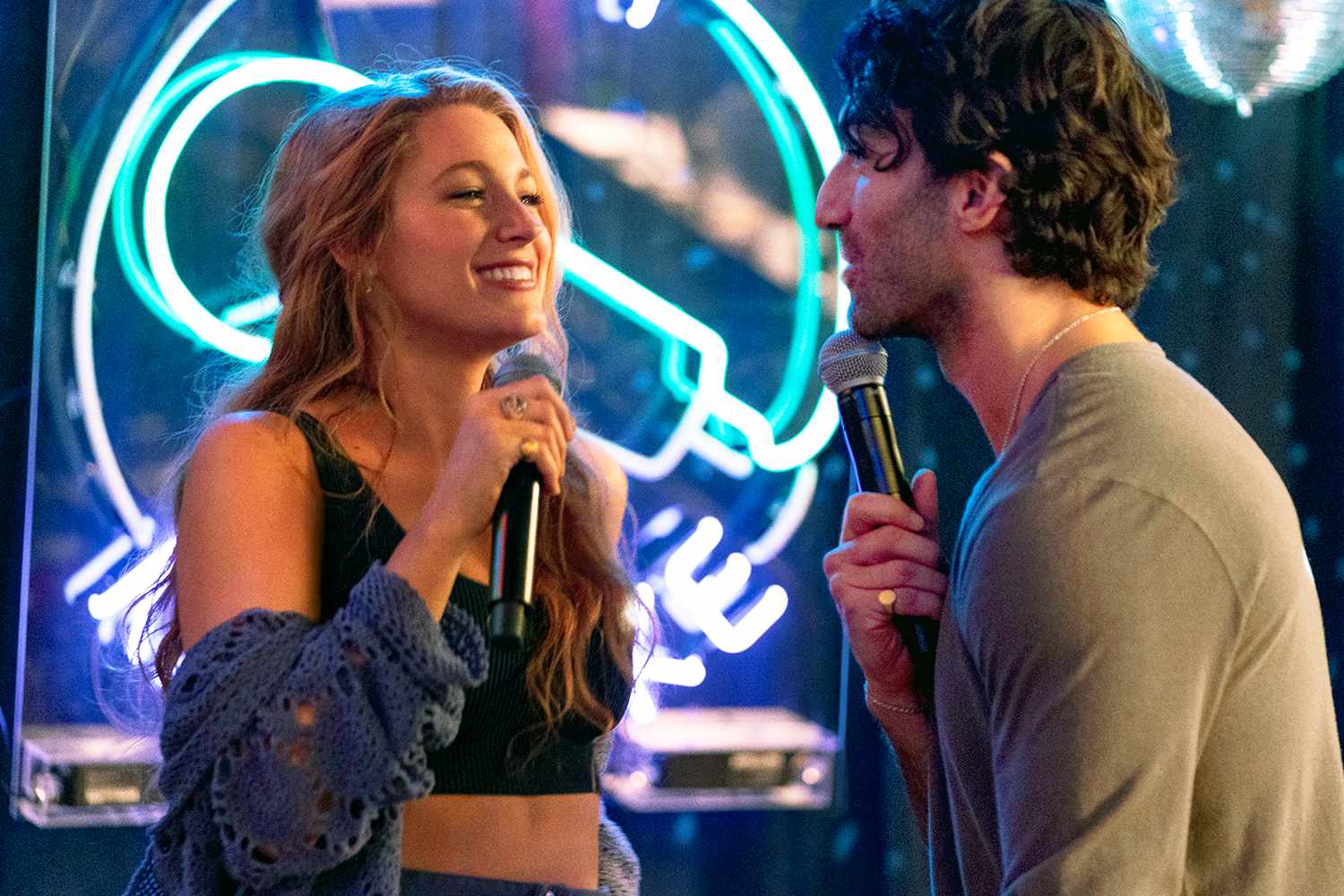 Blake Lively and Justin Baldoni in "It Ends with Us."