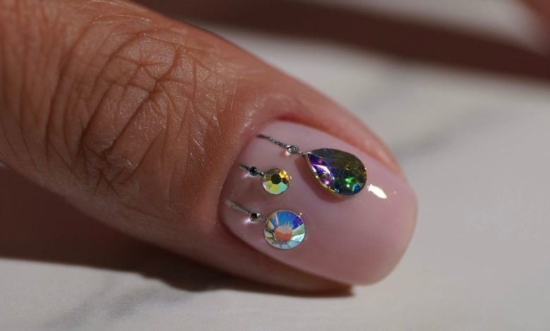 These 20 Effortlessly Elegant Christmas Nail Looks Deserve to be Copied ASAP