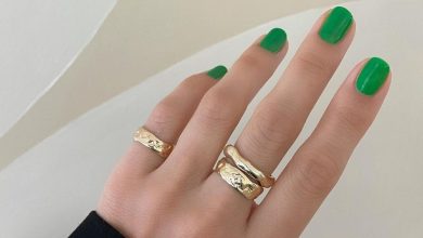 This Summer-Coded Mani Looks 10 Times Chicer in the Winter—Here's Proof