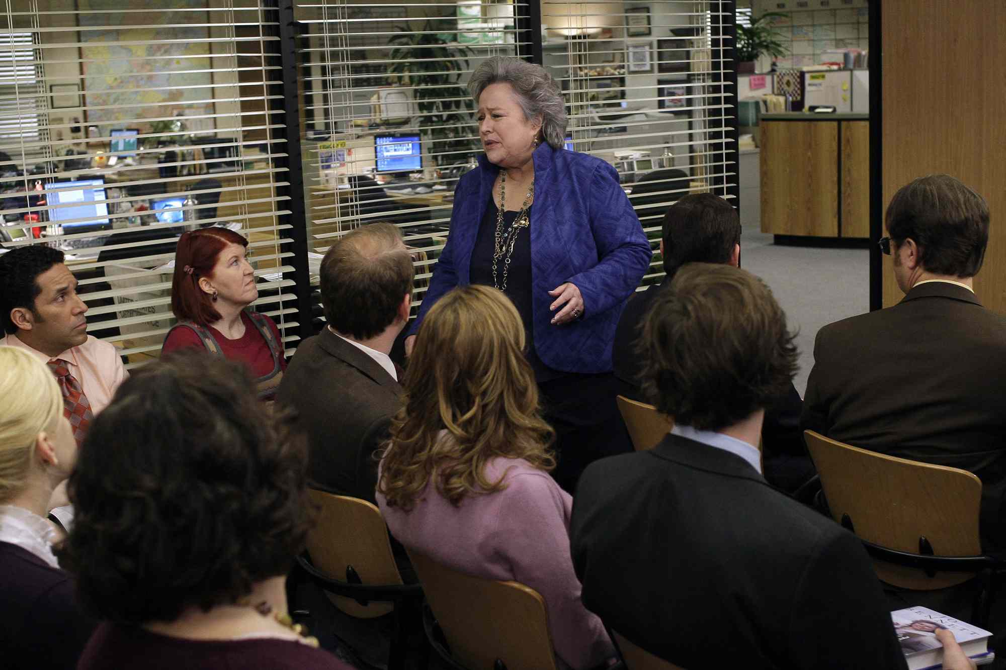 THE OFFICE -- "Manager & Salesman" Episode 616 -- Pictured: (l-r) Oscar Nunez as Oscar Martinez, Kate Flannery as Meredith Palmer, Kathy Bates as Jo Bennett