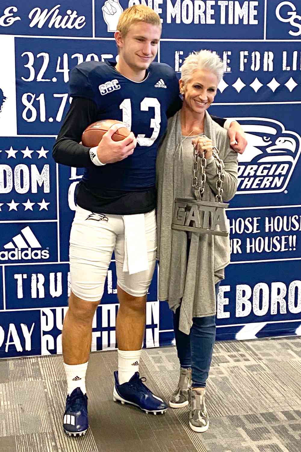  Brenda Warner smiles with her son Elijah Warner while visiting Georgia Southern University.