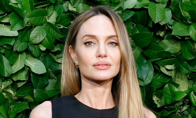 This Trending Nail Color Looks Even More Elegant on Your Toes—Angelina Jolie's Pedi Is Proof