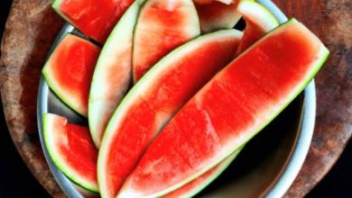5 beauty benefits of rubbing watermelon peel on the face