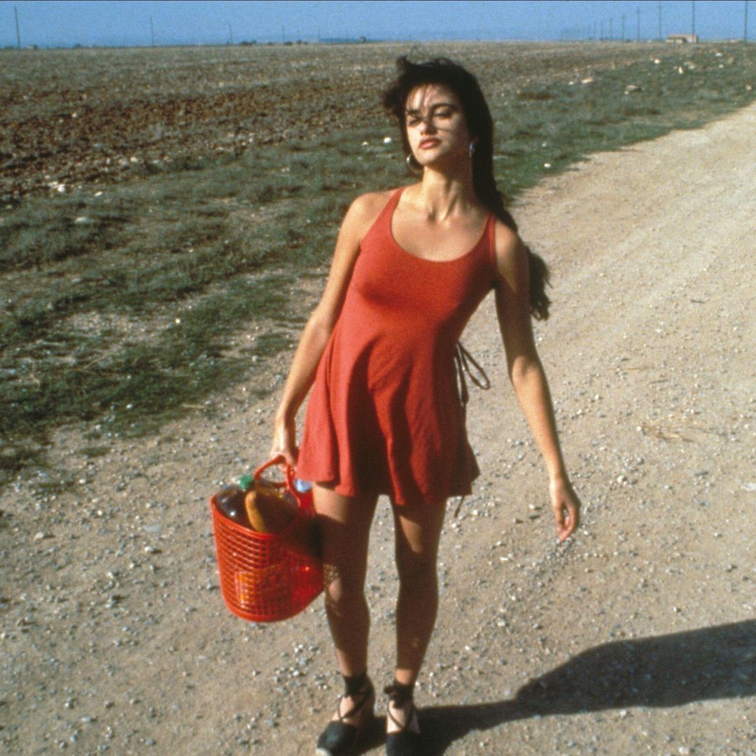 Penelope Cruz Film Jamon Jamon (Jamon Jamon) Characters: Silvia E 1992, Director: Bigas Lunas 02 September 1992