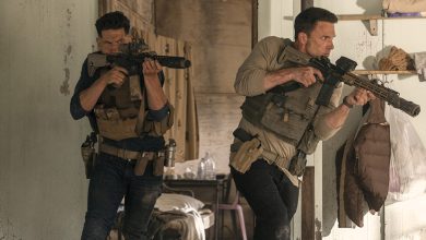 Brax (Jon Bernthal) and Christian Wolff (Ben Affleck) in Accountant 2