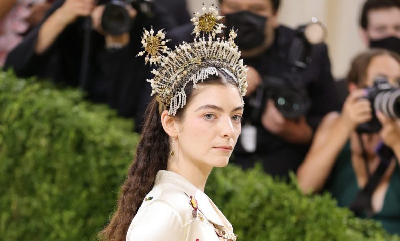 Lorde Announces New Album, ‘Virgin,’ With X-Ray Cover Art
