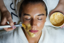 This Mulethi-Turmeric overnight paste can reduce dark patches