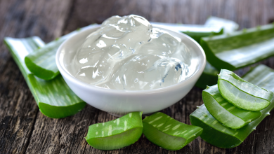 5 ways to use Aloe Vera for a glowing skin and thick hair