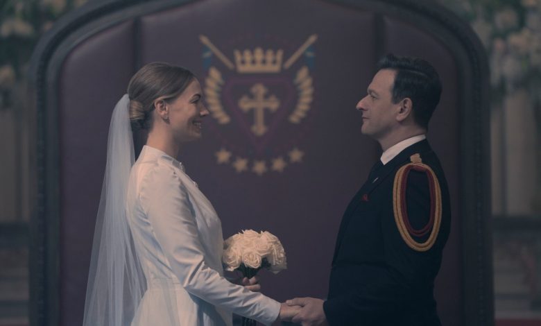 Yvonne Strahovski Unpacks Her Gilead Wedding Night Surprise in ‘The Handmaid’s Tale’