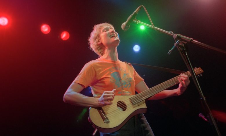 Singer-Songwriter Jill Sobule “Filled The Room With This Whirlwind of Whimsy”