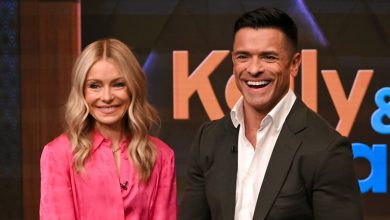 Kelly Ripa and Mark Consuelos leave fans beaming as they celebrate 'insane' milestone — try not to smile!