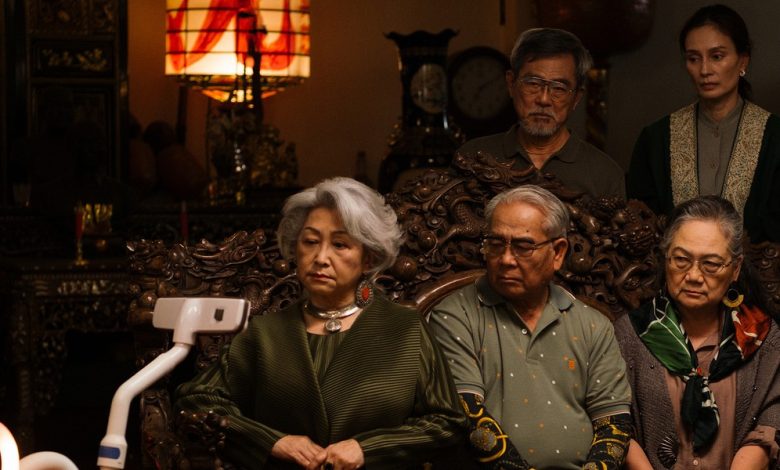 Cannes Hidden Gem: ‘A Useful Ghost’ Is a Socio-Political Parable Starring a Vacuum Cleaner