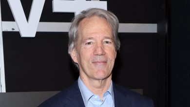 David E. Kelley