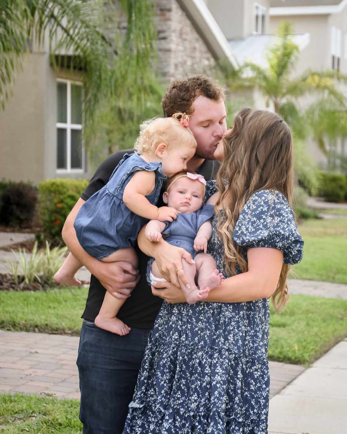 Jeremiah Duggar, Hannah Duggar and their kids, Instagram