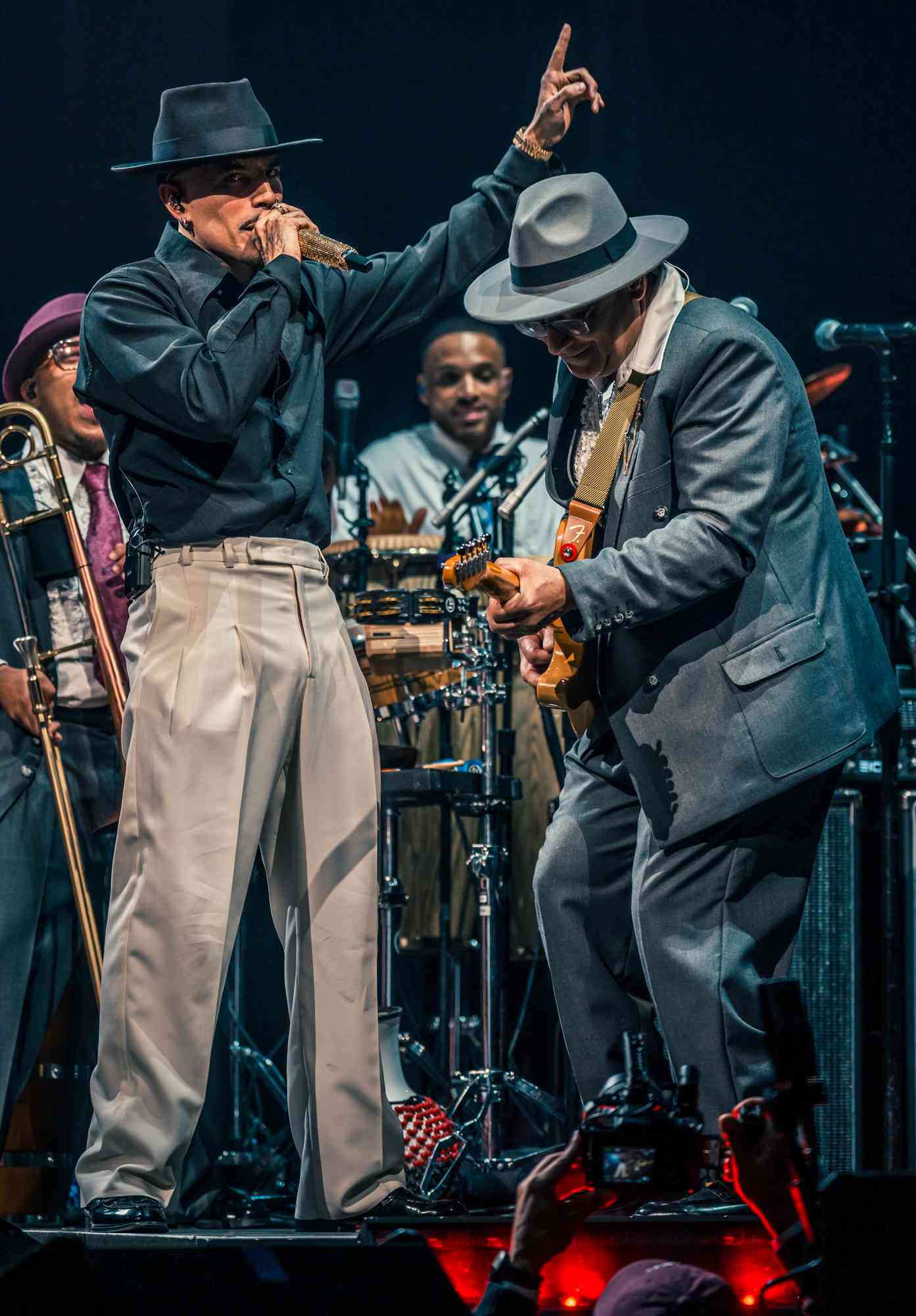 Buchanan's Whisky was proud to join Rauw Alejandro to celebrate his newly released album "Cosa Nuestra" and his accompanying world tour at Barclays Center May 21st.