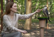 Julianne Moore in episode 104 of Sirens.